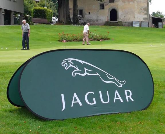 Horizontal Pop Out Banner